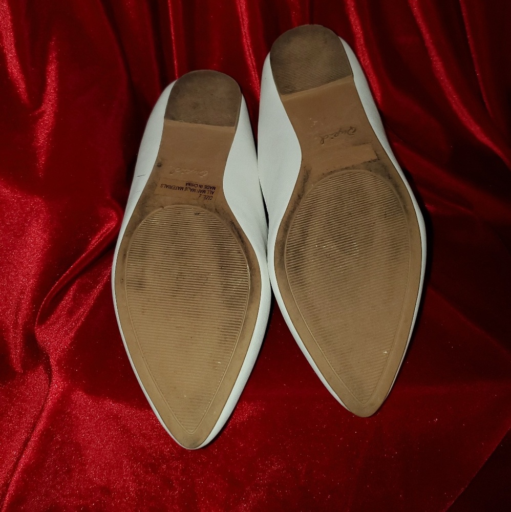 ❤Flats❤ - Picture 4 of 6